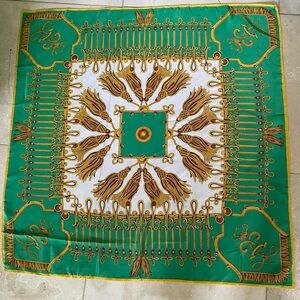 Vintage Scarf Green & Gold